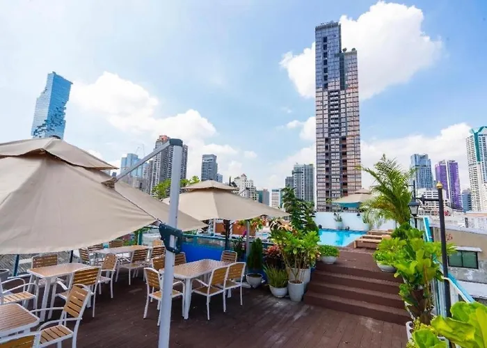 Hotel Sapphire Silom 5*