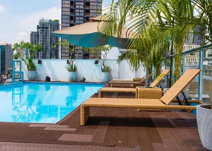Sapphire Silom Hotel