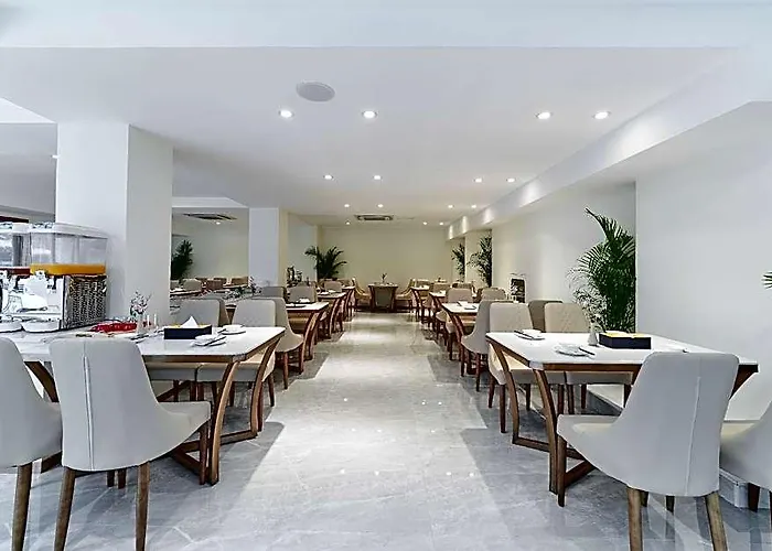 Sapphire Silom Hotel 5*